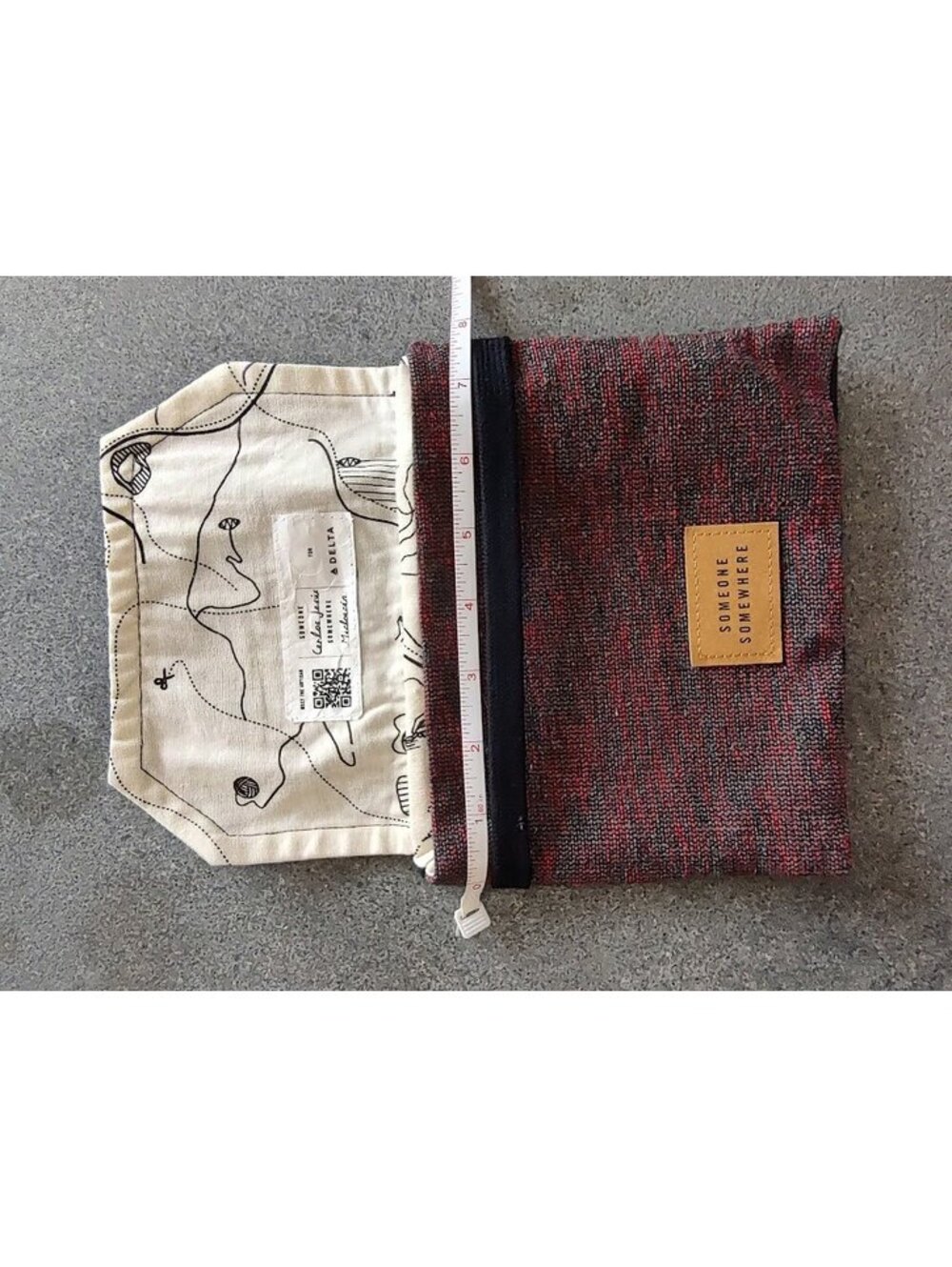Delta Air Lines & Someone Somewhere Amenity Kit (missing) Pouch Business Class